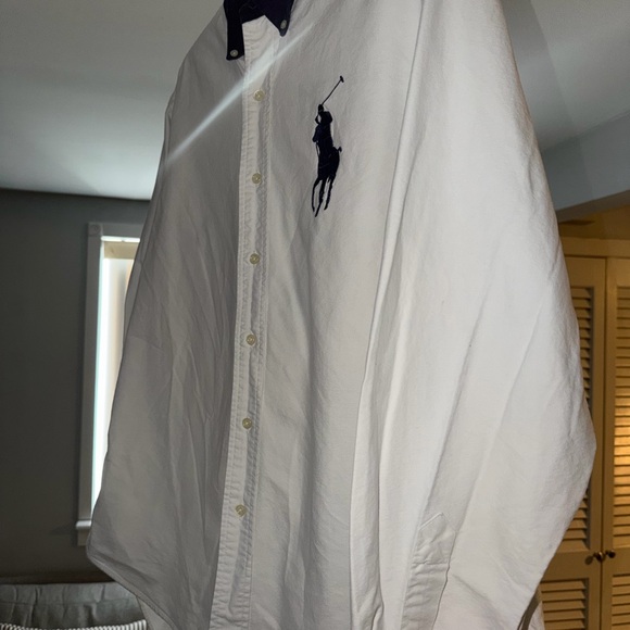 Ralph Lauren White Shirt with Navy Logo - Picture 3 of 9